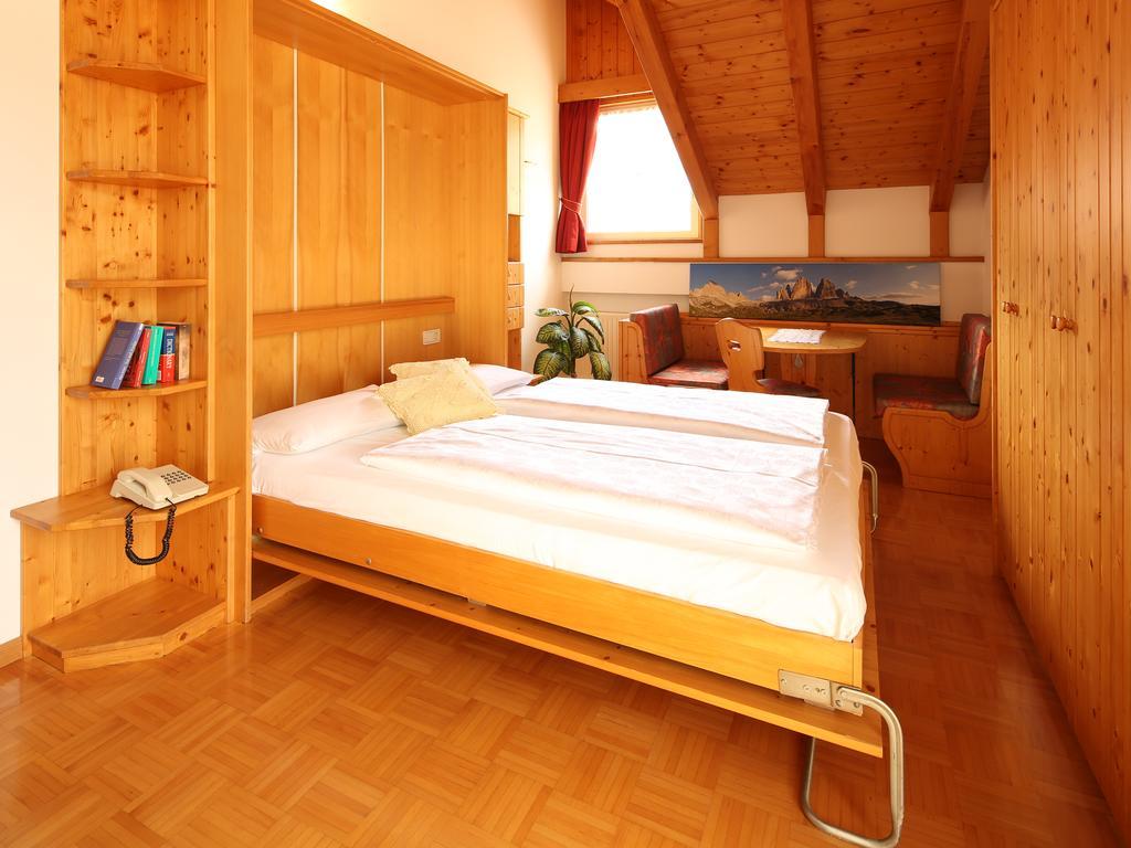 Residence Rose Сан-Кандідо Номер фото
